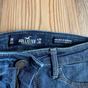 Hollister Highrise skinny jeans